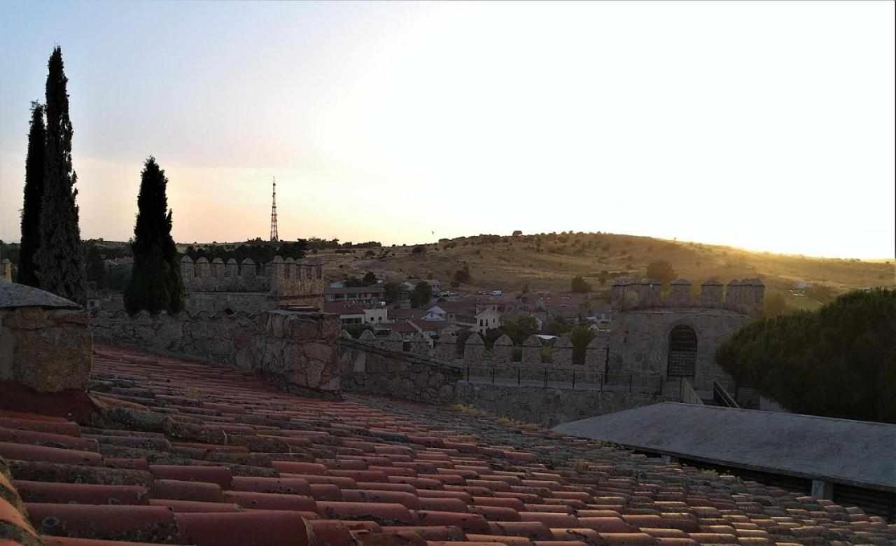 Appartamento Casa del Puente junto a la muralla Ávila Esterno foto