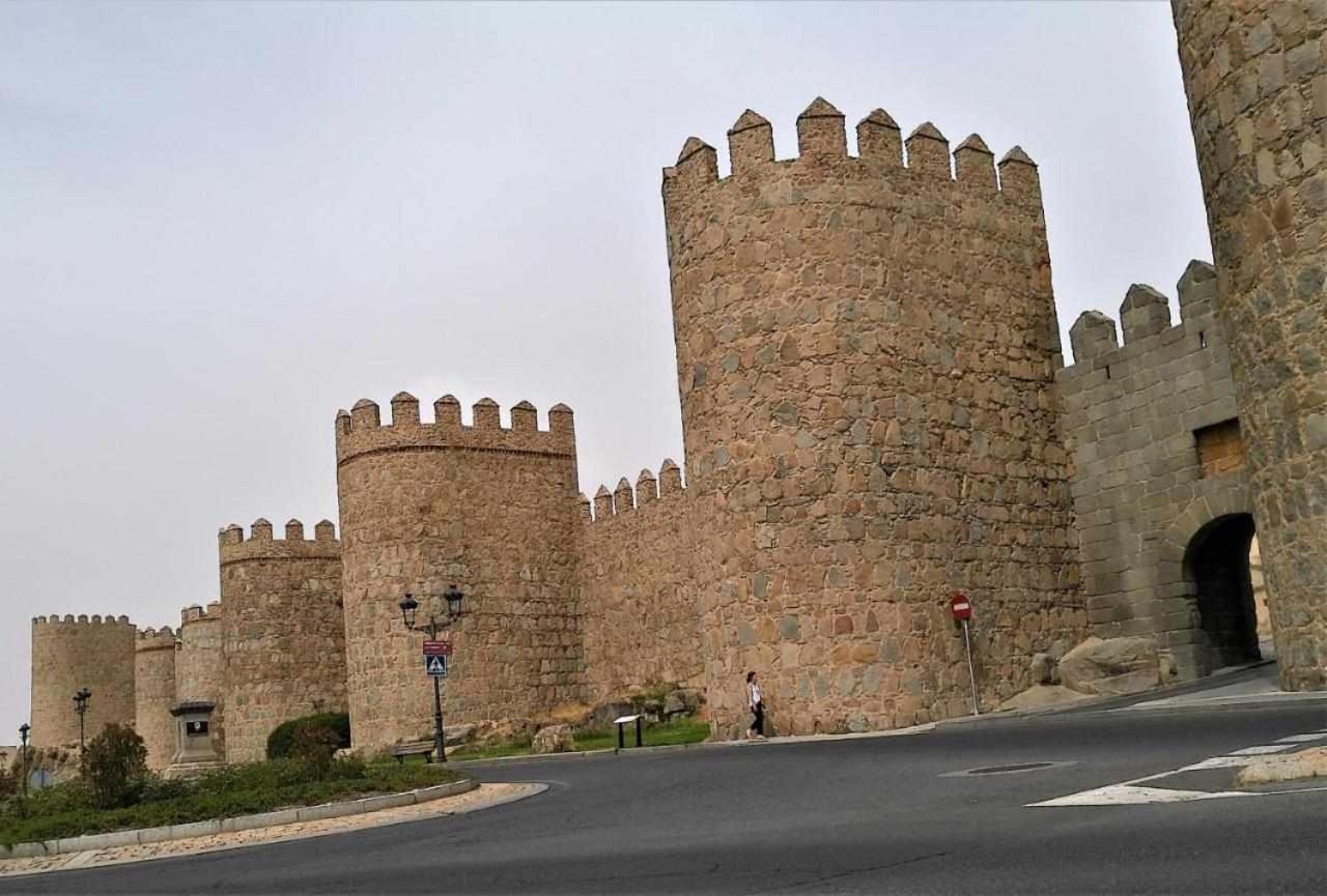 Appartamento Casa del Puente junto a la muralla Ávila Esterno foto